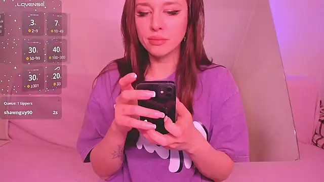 Lil_Foxy9's cam snapshot