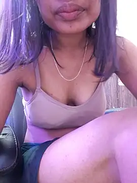 Colleage-girl's cam snapshot