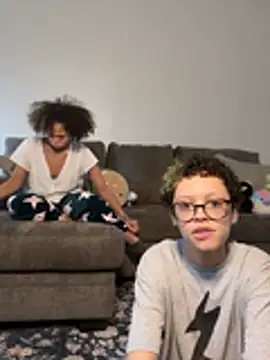 jojosbizarrelyf live sex cam