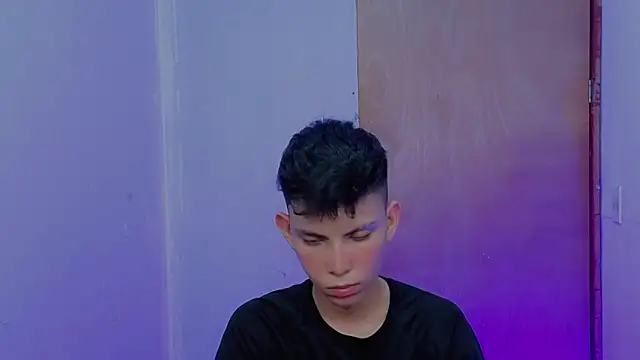 Alexxx_lov live sex cam