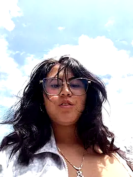 Mari-98 live sex cam