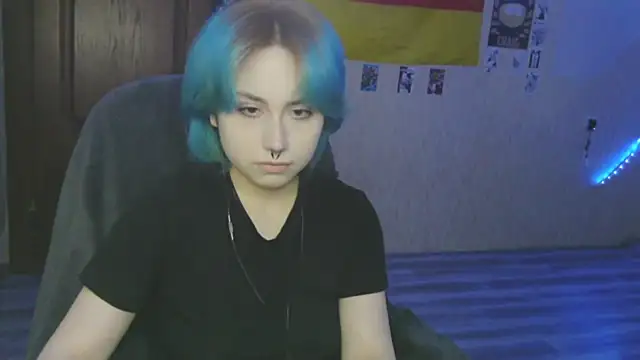 LeisaHopperstad's cam snapshot