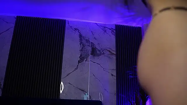 KimmBlaze live sex cam