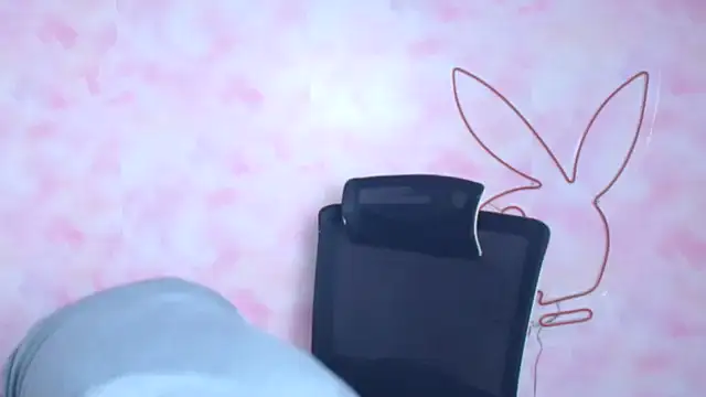 Madonna_Fire's cam snapshot