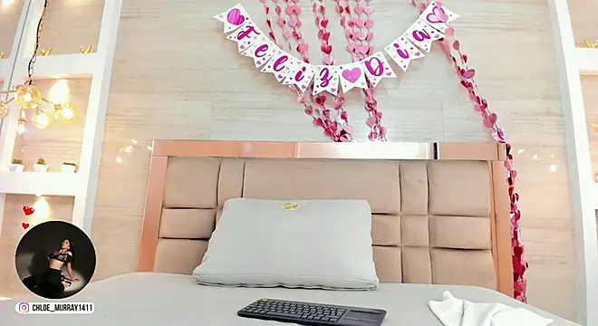 chloe_murray's cam snapshot