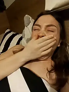 Ncfyv_ncyuhv live sex cam