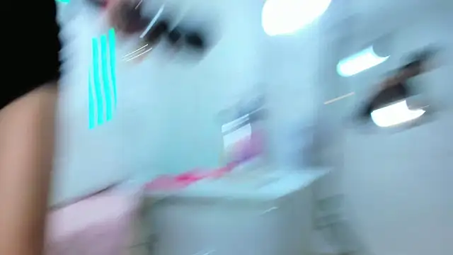 Little_Jenni live sex cam