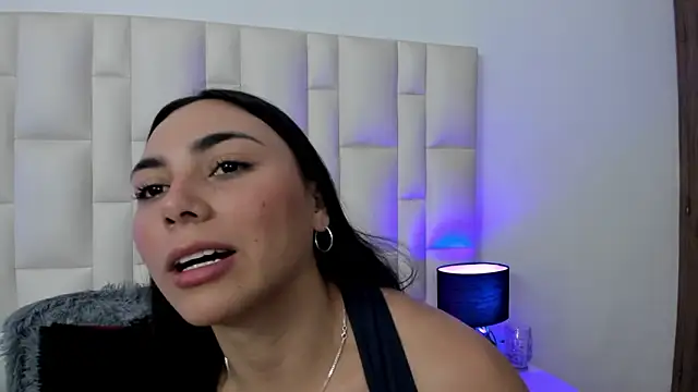 Ariana_rouse's cam snapshot