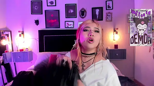 pinkk_deemon's cam snapshot