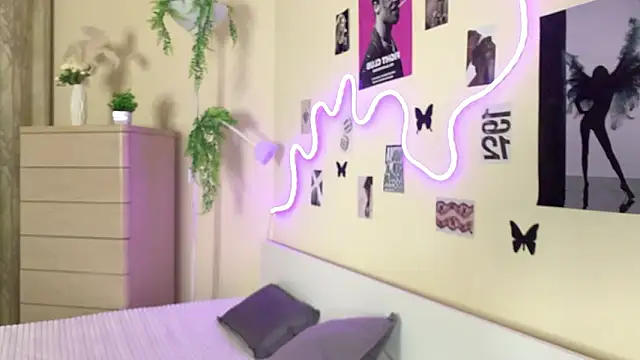 DreamyPalace live sex cam