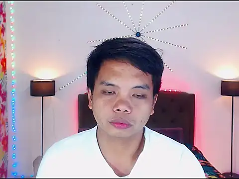 XExtraServiceManX live sex cam