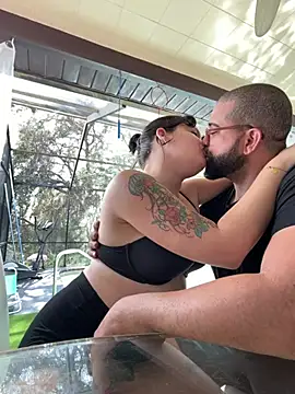 mangolini_parrocini's cam snapshot