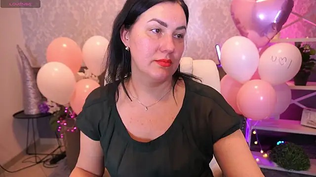 VelvetLuck's cam snapshot