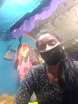 Poonam8080's cam snapshot