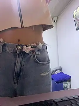 alicev_kitty's cam snapshot