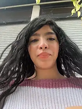 dani_bela's cam snapshot