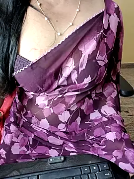 Telugu_Mythrii's cam snapshot