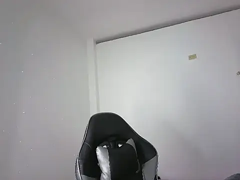 Alexamoon7's cam snapshot