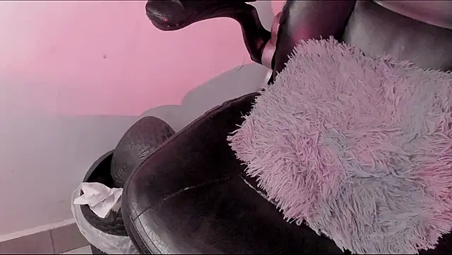 Kora_Red69's cam snapshot