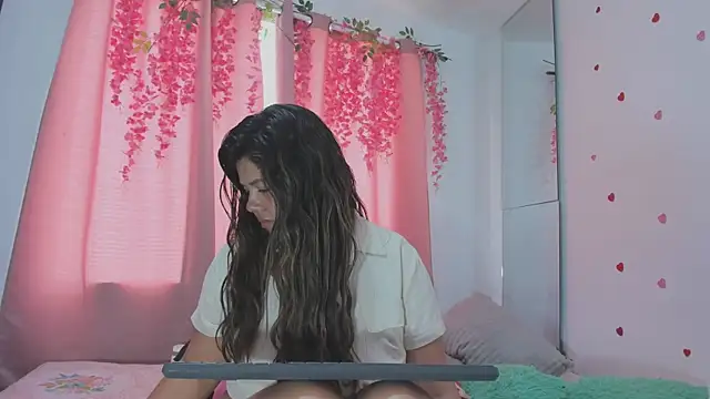 lanastone86's cam snapshot