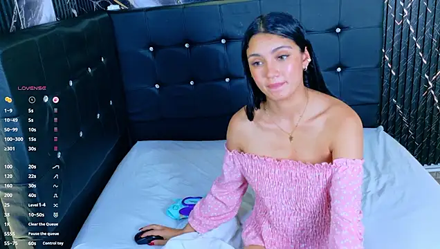 _ArianaToroo's cam snapshot