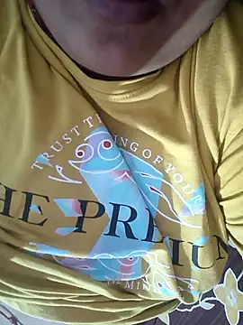 Ananyasingh47's cam snapshot