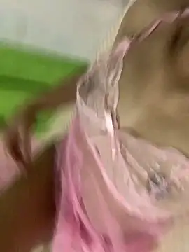 Cleo17's cam snapshot