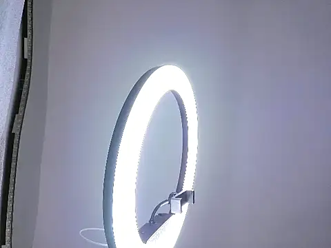 Alexamoon7's cam snapshot