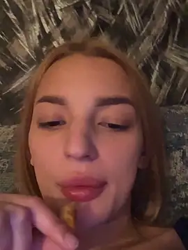 SashaPri's cam snapshot