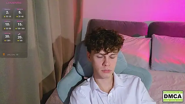 cute_thomas live sex cam