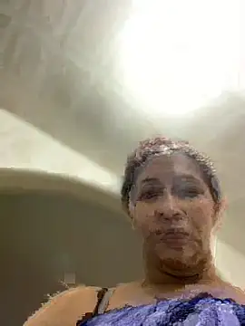 Carola-Ross live sex cam