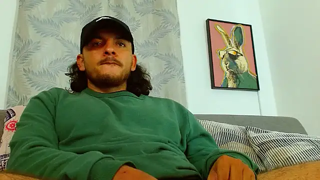 tuyo1995 live sex cam