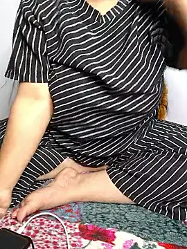 Brown_girl2's cam snapshot