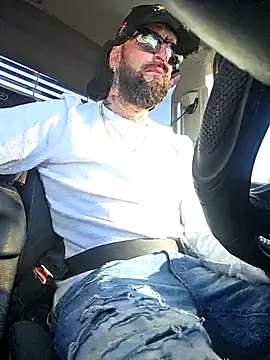 Beardedtattood live sex cam