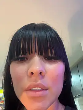 BrendaCrean live sex cam