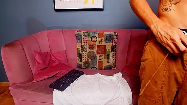 Aron_pulse's cam snapshot