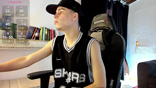 juan_posada's cam snapshot