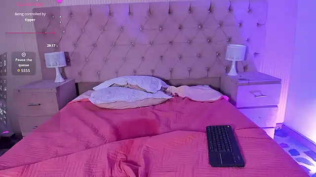 DulcePrince_'s cam snapshot