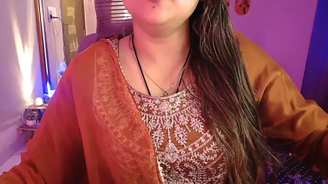 Mitikaa live sex cam