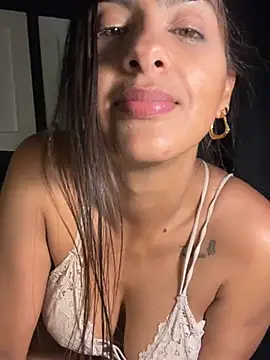 chicachocolate01 live sex cam