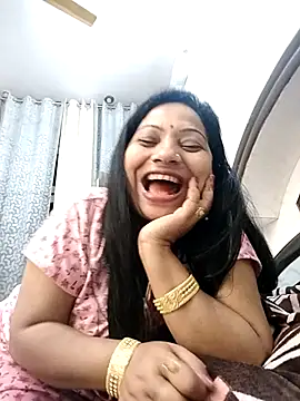 Cute-Janvi20 live sex cam