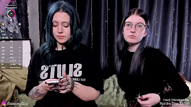 SleepingDuo live sex cam