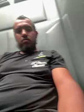 Mikeylovewetpussy live sex cam