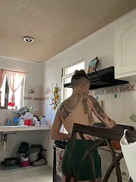 Izy_cute_ live sex cam