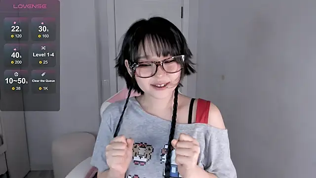 hee_young11's cam snapshot