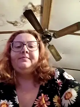 XEmoxkittyx live sex cam