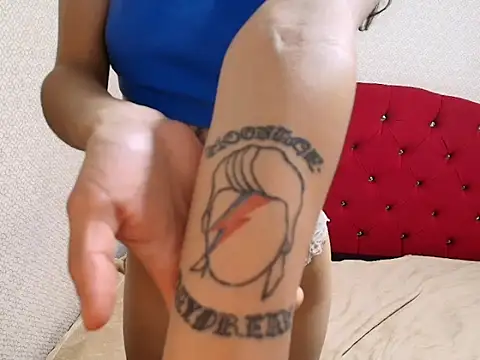 Mangostina_sweet's cam snapshot