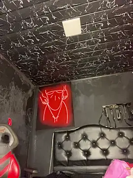 Thyana_LS's cam snapshot