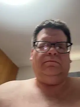 treatbobnicer live sex cam