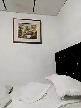 ElizabethWeil's cam snapshot